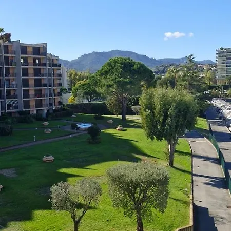Le Masters Signature Golf & Sea Apartment *